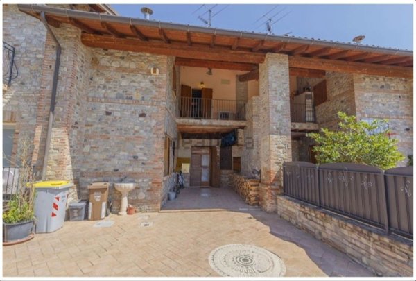 quadrivano in vendita a Podenzano