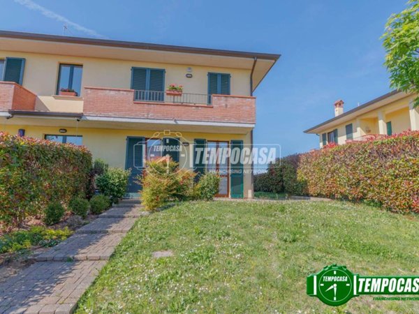 appartamento in vendita a Podenzano in zona Maiano