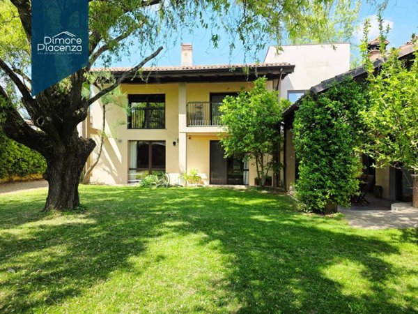 casa indipendente in vendita a Podenzano