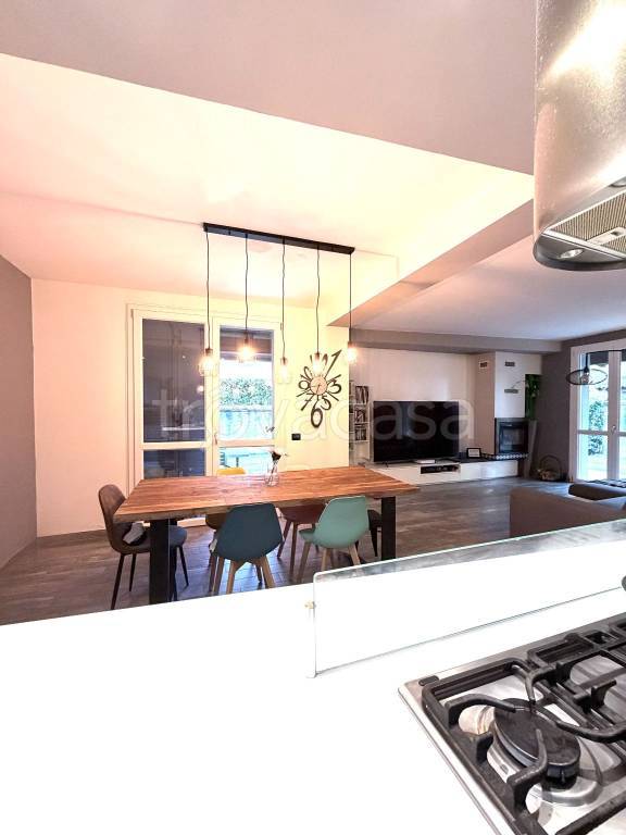 casa indipendente in vendita a Podenzano in zona San Polo