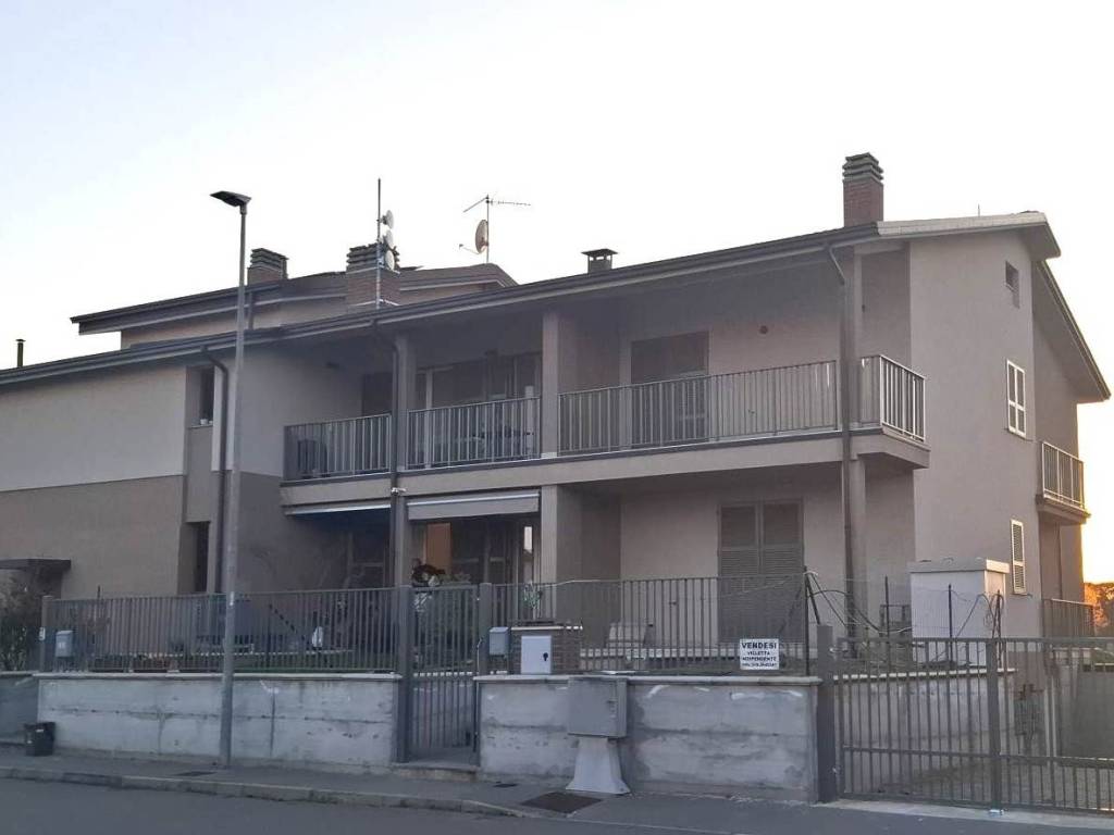 casa indipendente in vendita a Podenzano