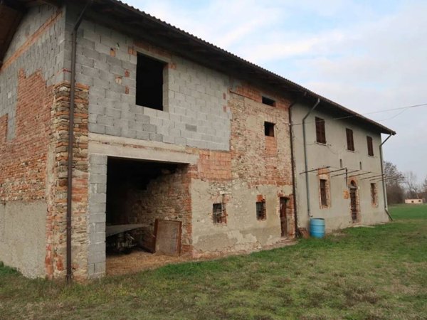 casa indipendente in vendita a Podenzano