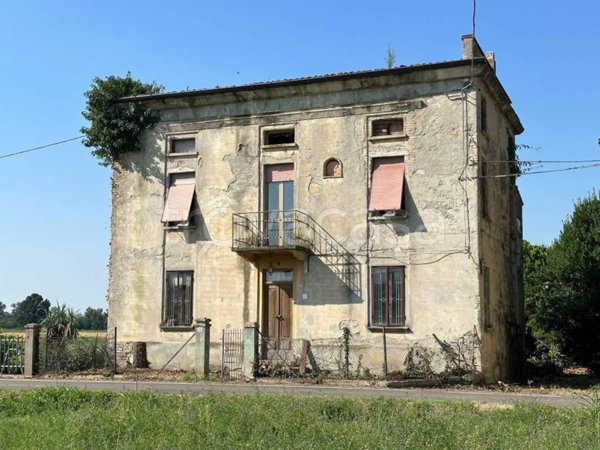 casa indipendente in vendita a Ponte dell'Olio