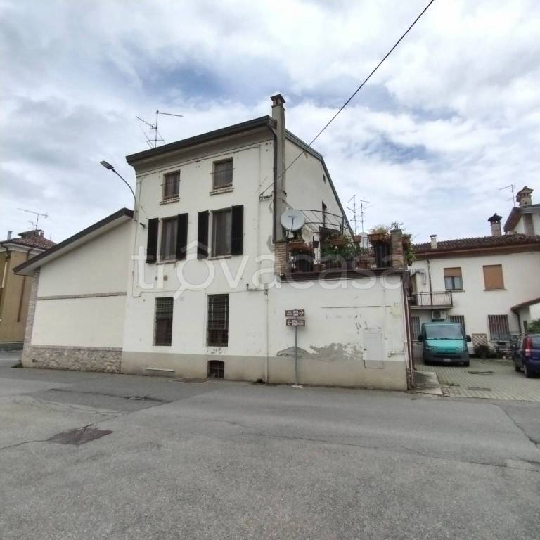 casa indipendente in vendita a Ponte dell'Olio