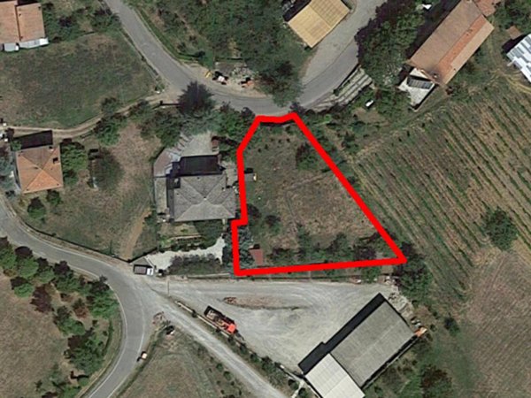 terreno edificabile in vendita a Ponte dell'Olio in zona Castione