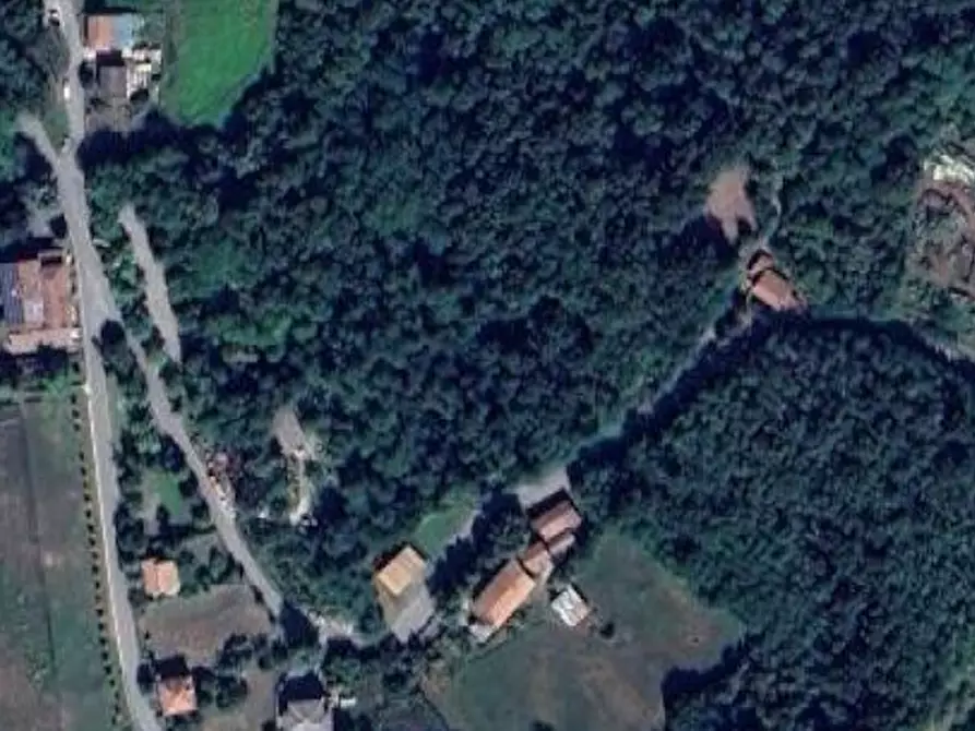 terreno edificabile in vendita a Ponte dell'Olio in zona Castione