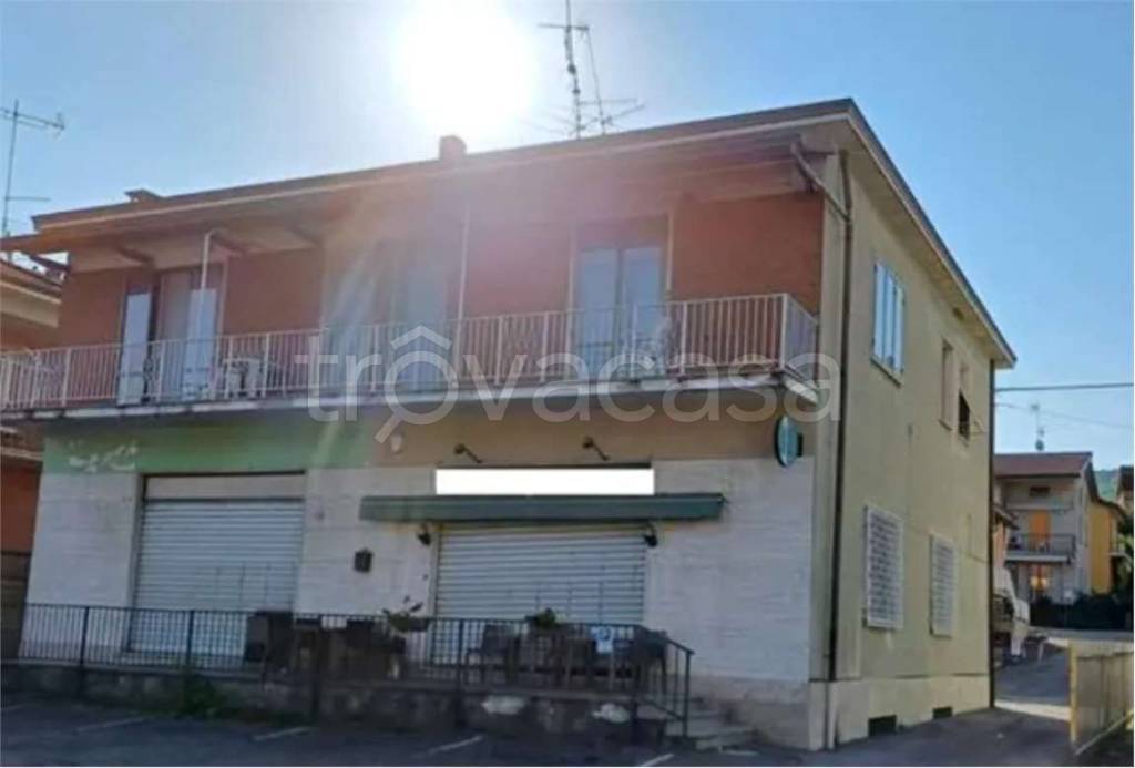 negozio in vendita a Ponte dell'Olio