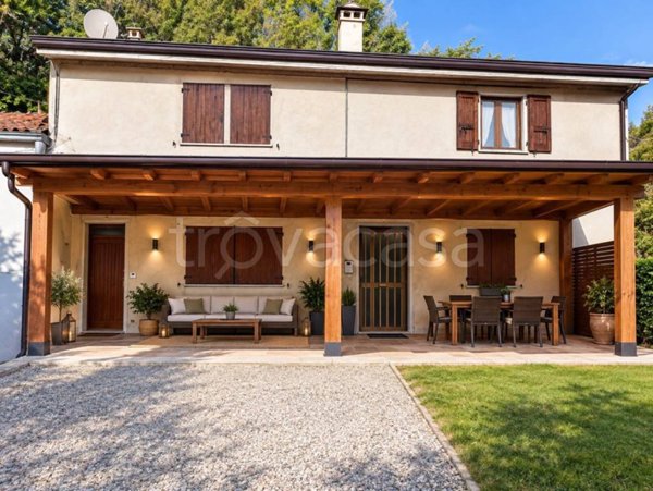 casa indipendente in vendita a Ponte dell'Olio in zona Biana