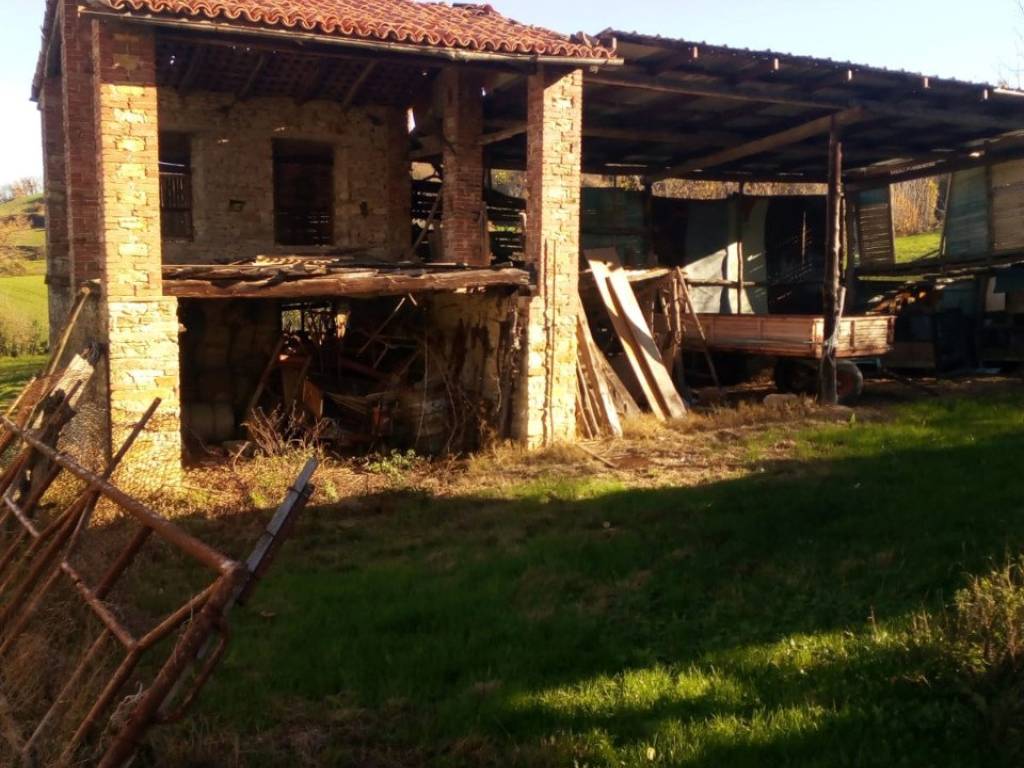 casale in vendita a Ponte dell'Olio in zona Castione
