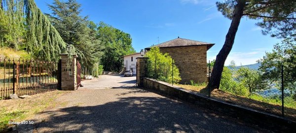 casa indipendente in vendita a Ponte dell'Olio in zona Castione