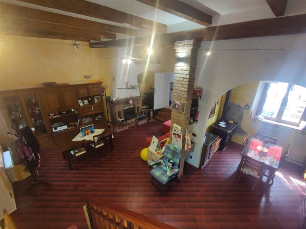 casa indipendente in vendita a Ponte dell'Olio in zona Castione
