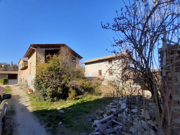 casa indipendente in vendita a Ponte dell'Olio in zona Sarmata