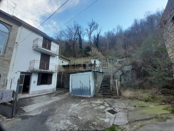 casa indipendente in vendita a Ponte dell'Olio in zona Biana
