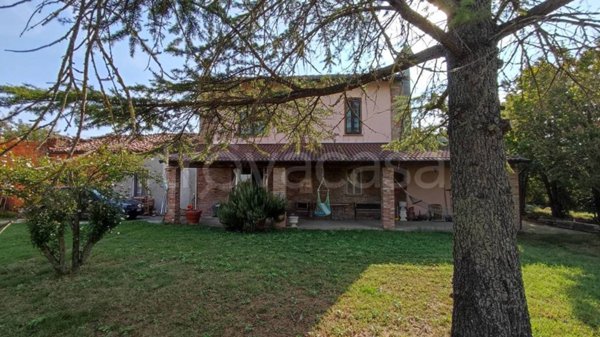 casa indipendente in vendita a Pontenure
