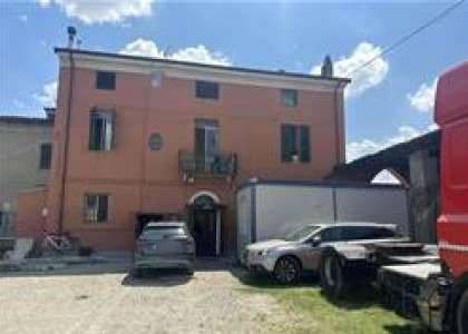 intera palazzina in vendita a Pontenure