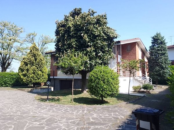 casa indipendente in vendita a Pontenure