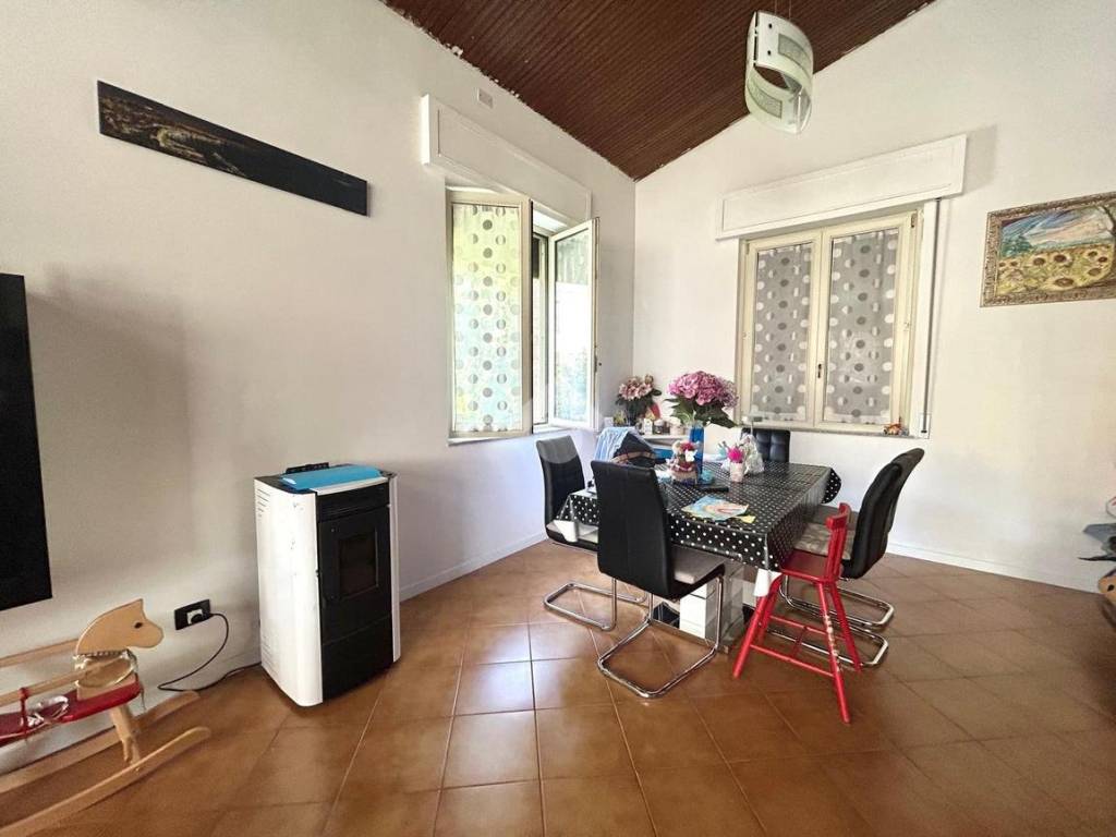 casa indipendente in vendita a Pontenure