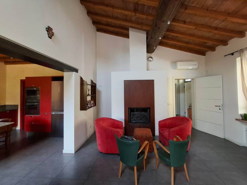 casa indipendente in vendita a Pontenure