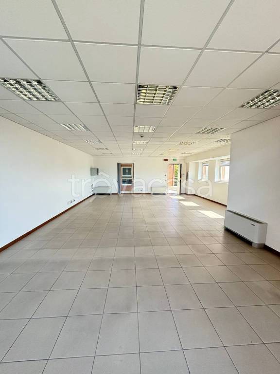 ufficio in vendita a Pontenure