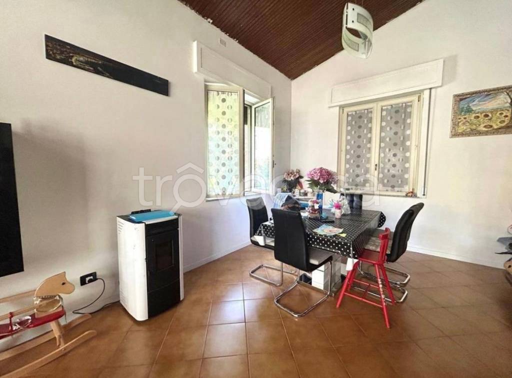 casa indipendente in vendita a Pontenure