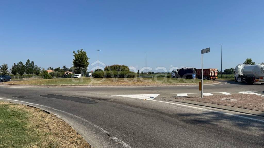 negozio in vendita a Pontenure
