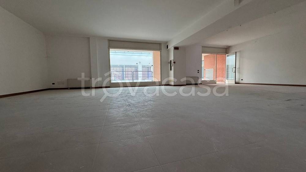 ufficio in vendita a Pontenure