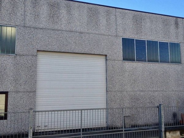 locale commerciale in vendita a Pontenure