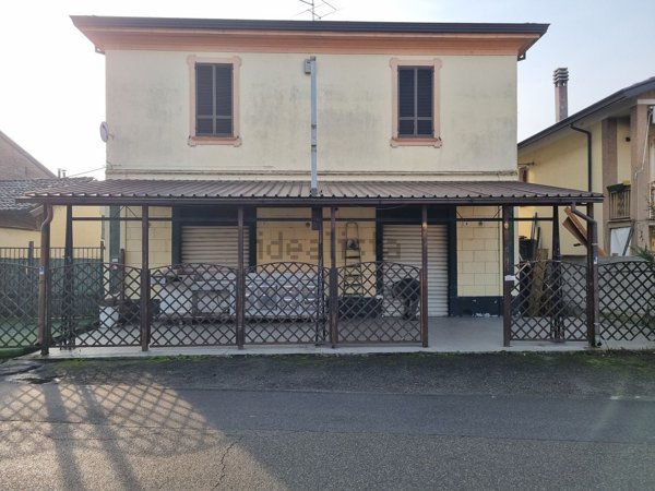 casa indipendente in vendita a Pontenure in zona Valconasso