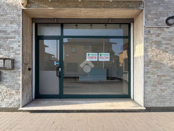 negozio in vendita a Pontenure