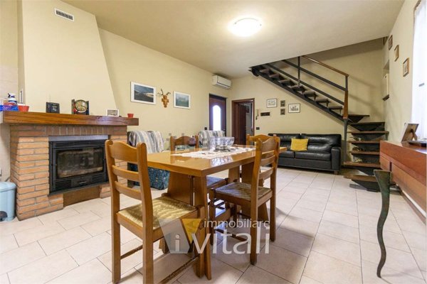 casa indipendente in vendita a Pontenure