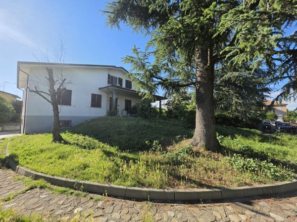 casa indipendente in vendita a Pontenure in zona Valconasso