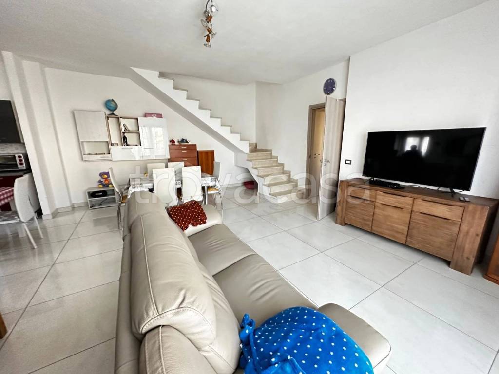 casa indipendente in vendita a Rivergaro in zona Niviano