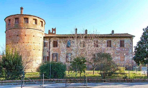 villa in vendita a Rivergaro in zona Niviano