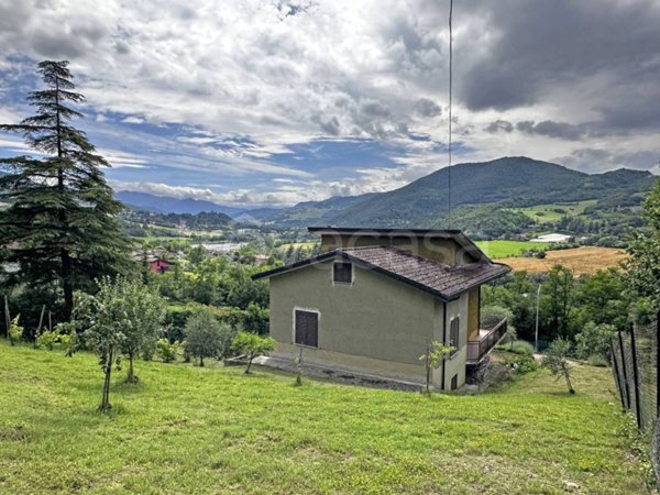casa indipendente in vendita a Rivergaro