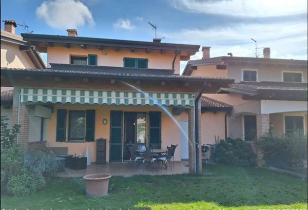 appartamento in vendita a Rivergaro in zona Ottavello