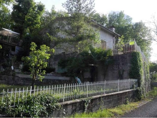 casa indipendente in vendita a Rivergaro