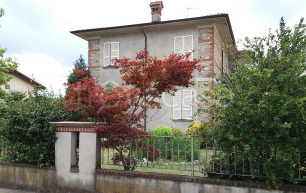 casa indipendente in vendita a Rivergaro