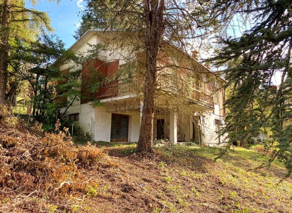 casa indipendente in vendita a Rivergaro
