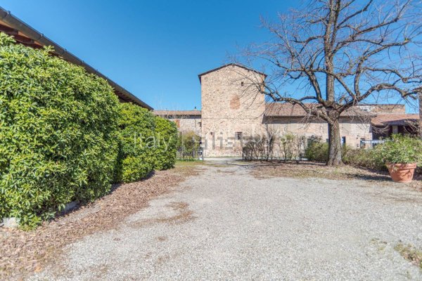 appartamento in vendita a Rivergaro in zona Niviano