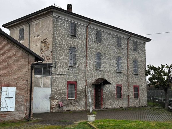 casa indipendente in vendita a Rivergaro