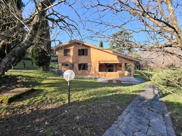 casa indipendente in vendita a Rivergaro in zona Niviano