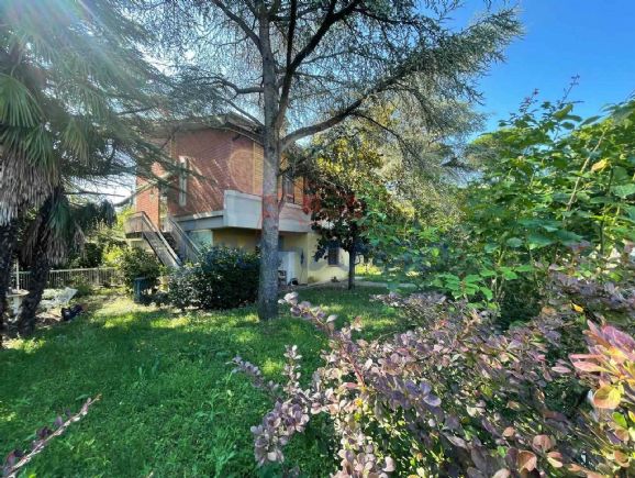 casa indipendente in vendita a Rivergaro
