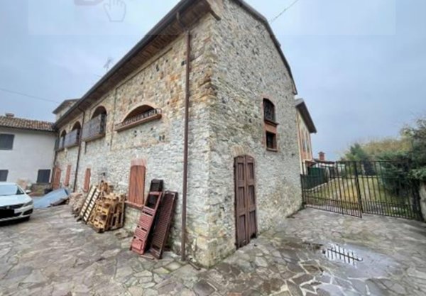 casa indipendente in vendita a Rivergaro