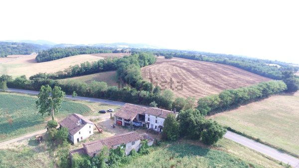 casa indipendente in vendita a Rivergaro