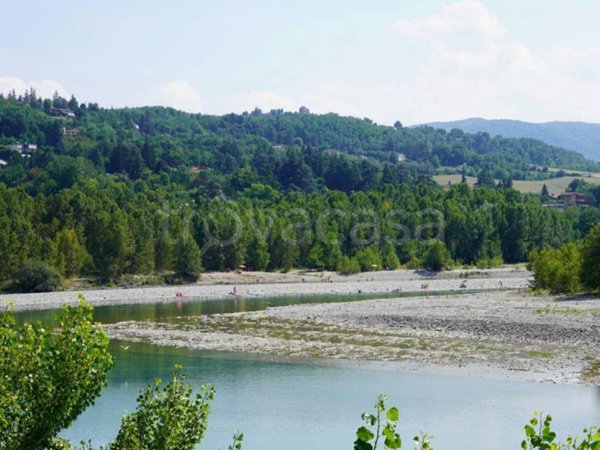 appartamento in vendita a Rivergaro in zona Niviano