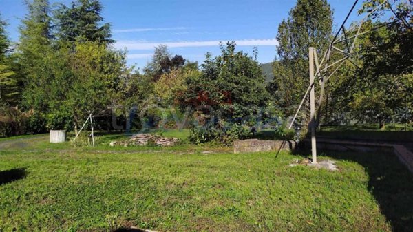 casa indipendente in vendita a Rivergaro