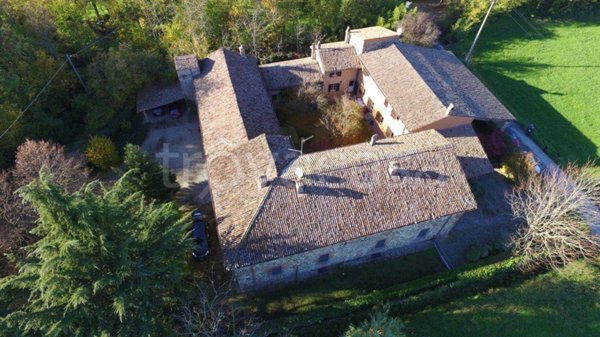 casa indipendente in vendita a Rivergaro