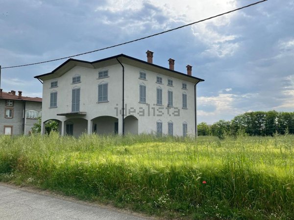 casa indipendente in vendita a Rivergaro in zona Niviano
