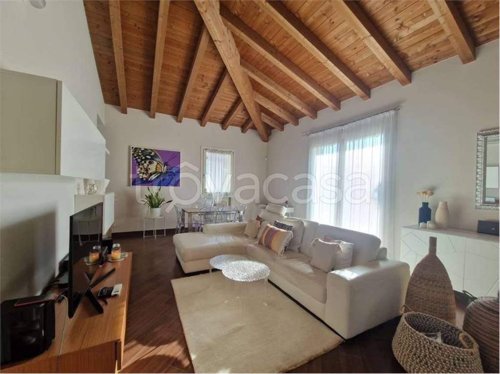 casa indipendente in vendita a Rivergaro