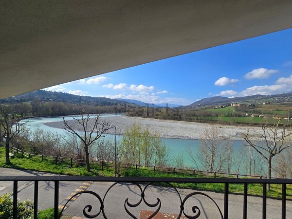 casa indipendente in vendita a Rivergaro